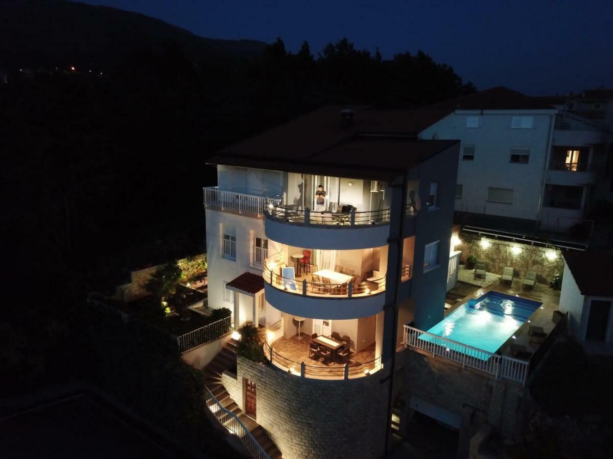 Apartments Pepa 珀德垂那 外观 照片
