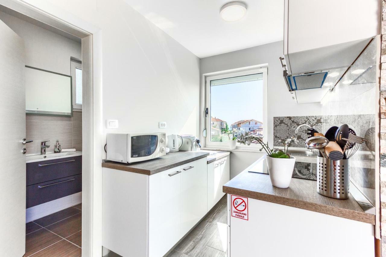 Apartments Pepa 珀德垂那 外观 照片